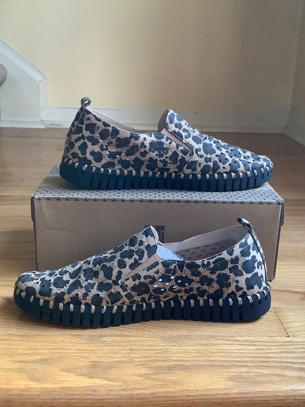Ilse Jacobsen Tulip 3973 Leo Slip-On Sneaker Latte Black SZ EU 40